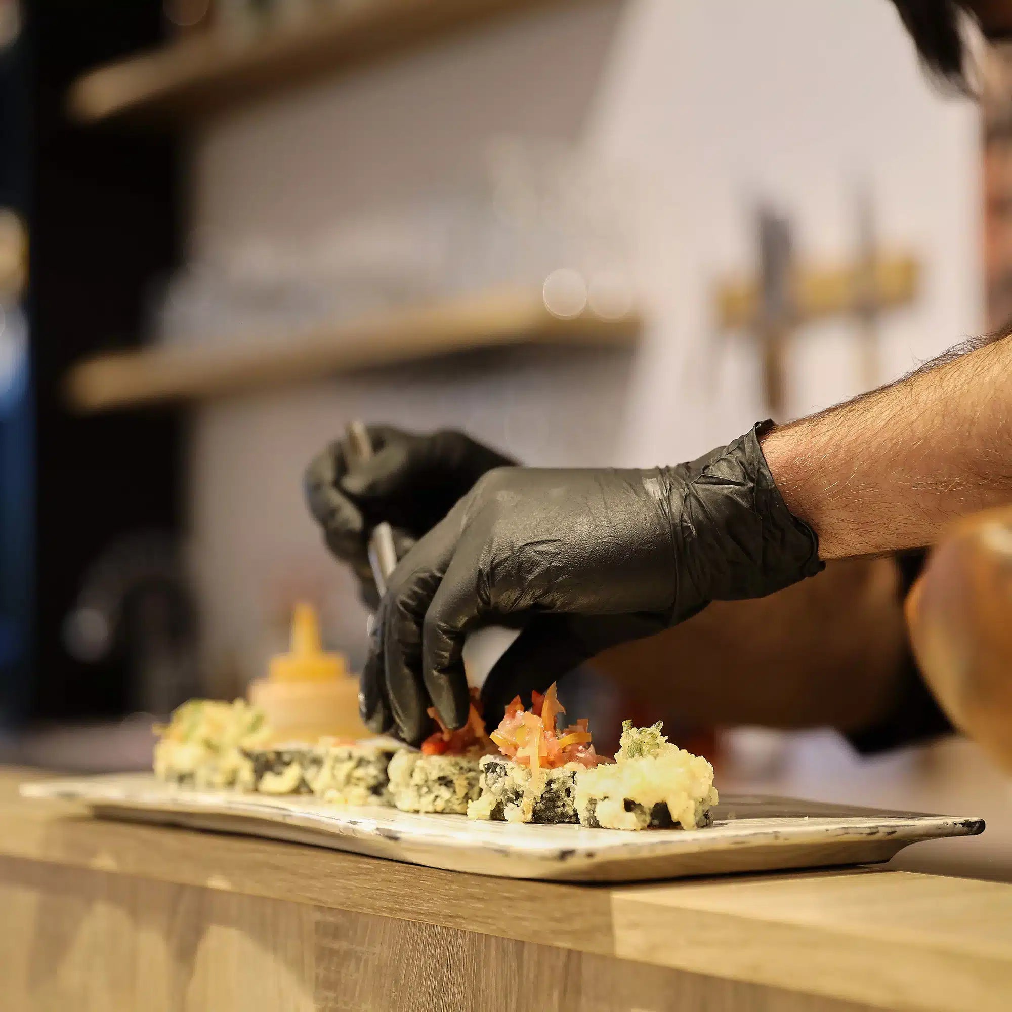 Bold – Black Powder Free Thick Nitrile – 100 Gloves